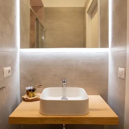 South Hands Luxury 4*
