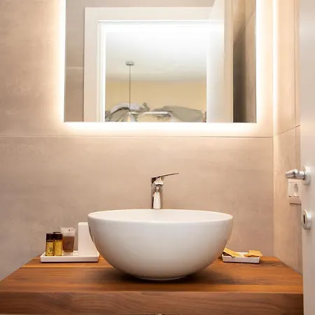 South Hands Luxury Pensjonat